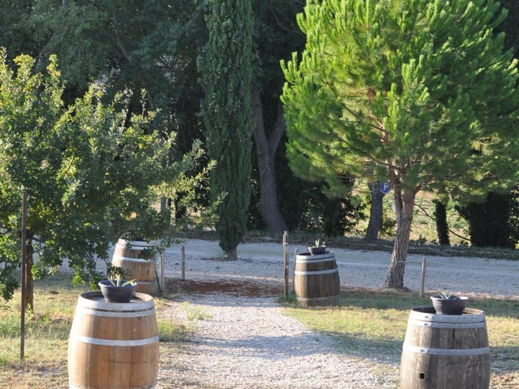 ホテルDomaine Saint Victor La Tour-dʼAigues エクステリア 写真