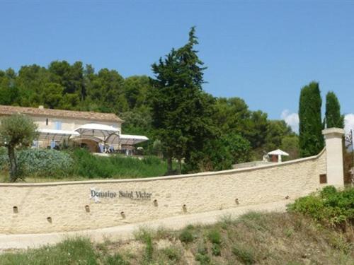 ホテルDomaine Saint Victor La Tour-dʼAigues エクステリア 写真