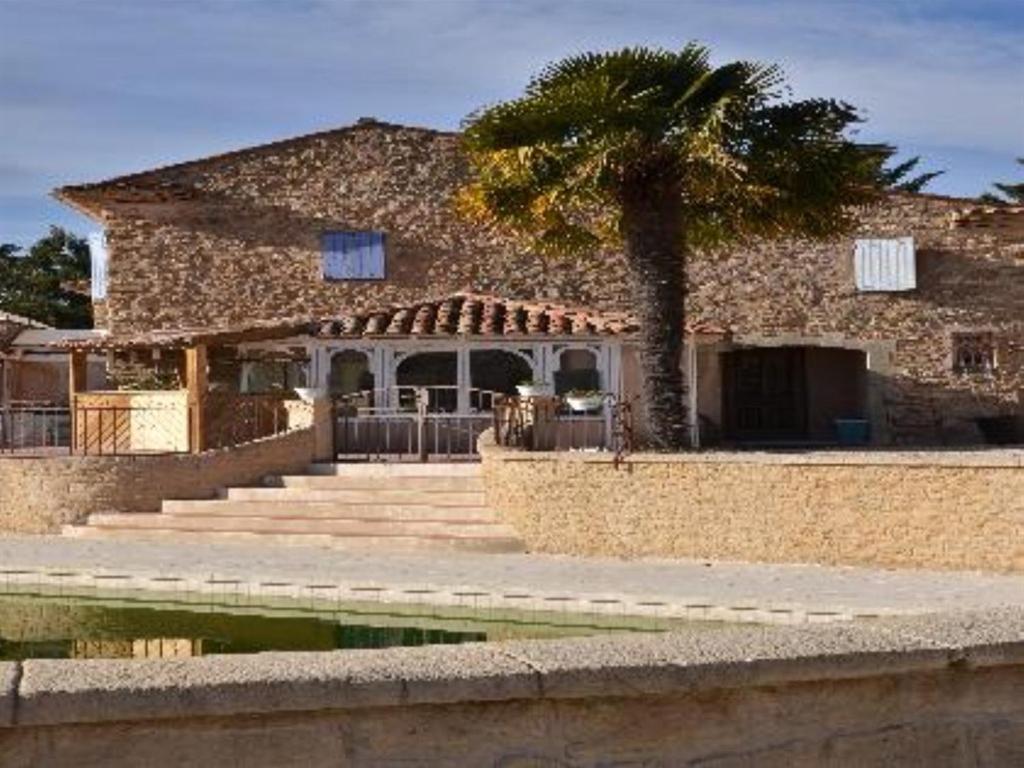 ホテルDomaine Saint Victor La Tour-dʼAigues エクステリア 写真